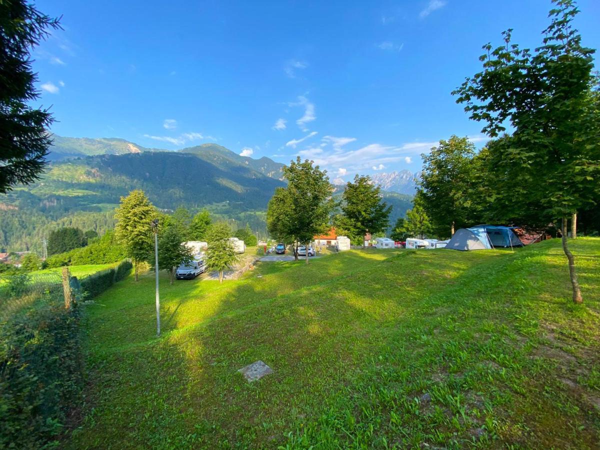 Camping & Caravan Zoncolan Оваро Екстериор снимка