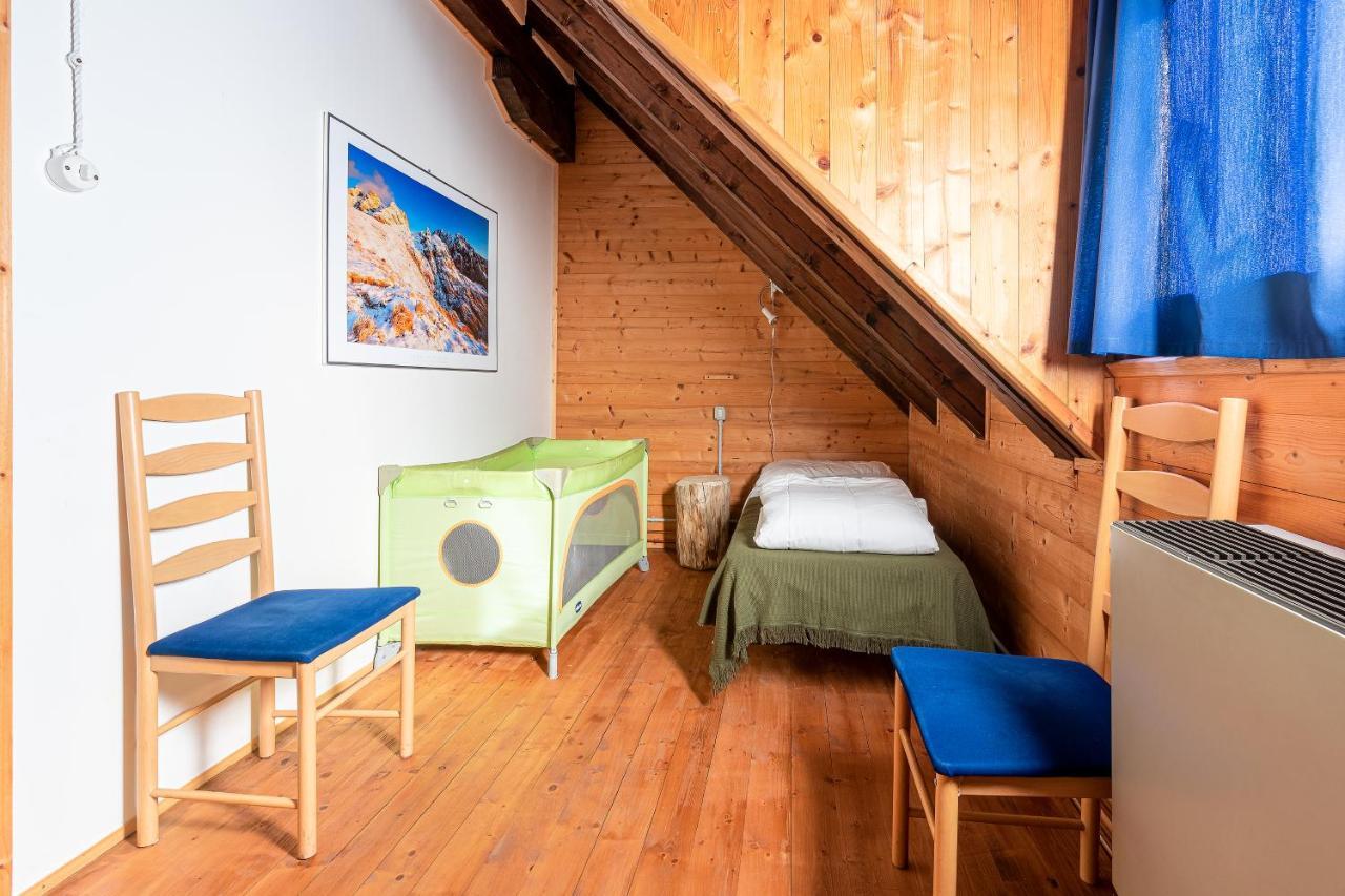 Camping & Caravan Zoncolan Оваро Екстериор снимка